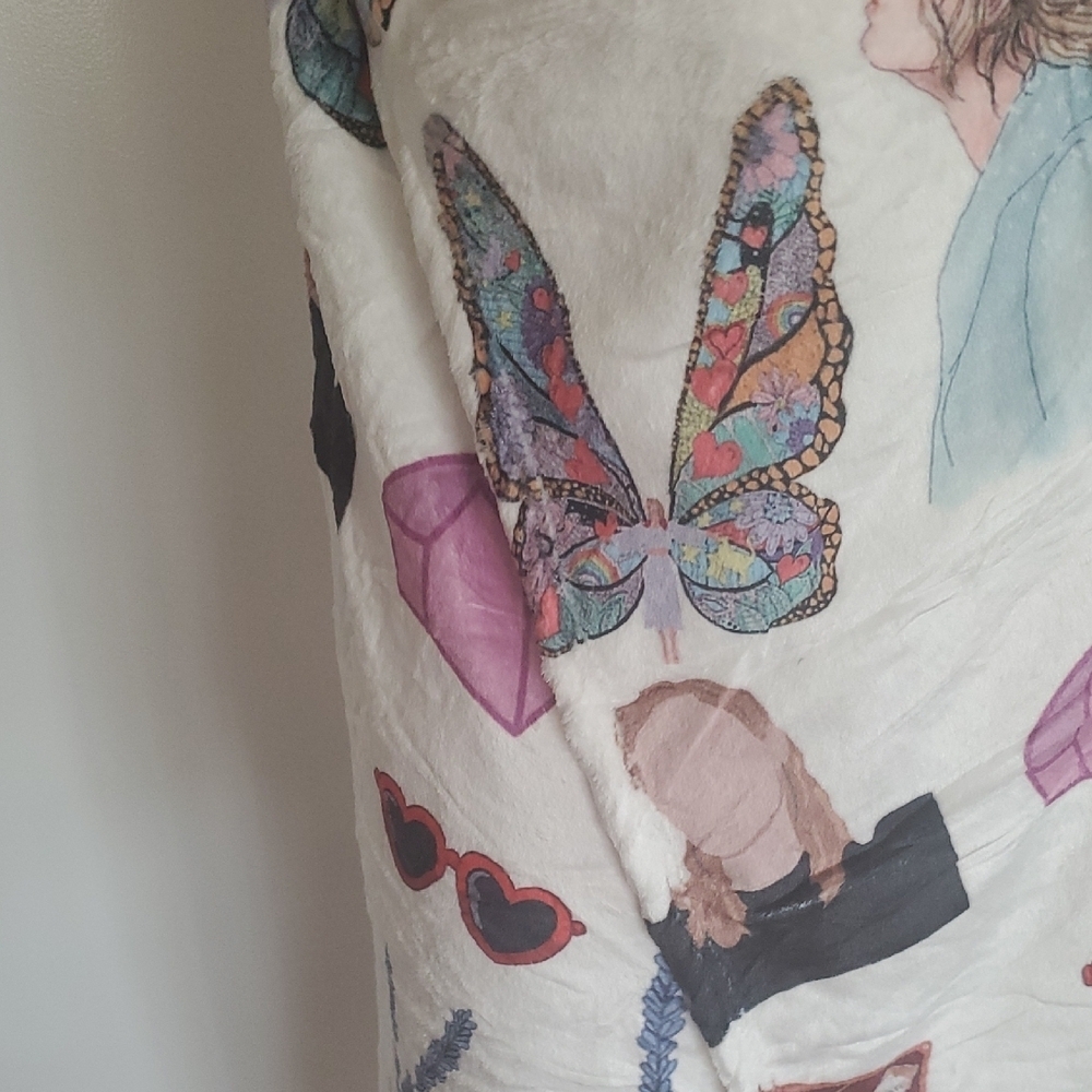 Taylor Swift Artistic Print Blanket - Multicolor - Picture 3 of 7